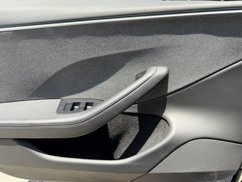 Used 2024 Tesla Model 3 Standard Range RWD image 30