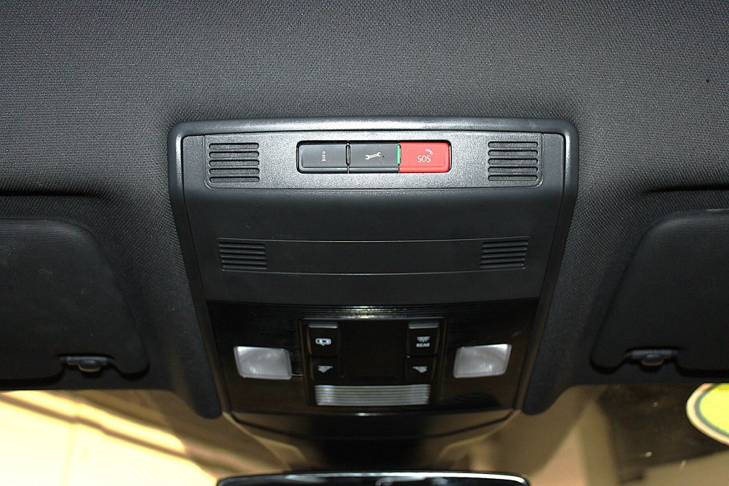 Used 2025 Volkswagen Jetta Sport FWD image 22