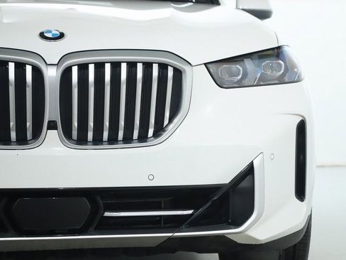 Certified 2026 BMW X5 xDrive40i w/ Climate Comfort Package image 7