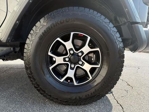 Used 2021 Jeep Wrangler Rubicon AWD/4WD image 18