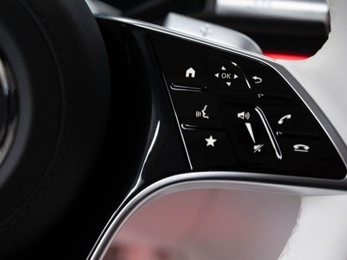 New 2026 Mercedes-Benz Maybach SL 680 image 23