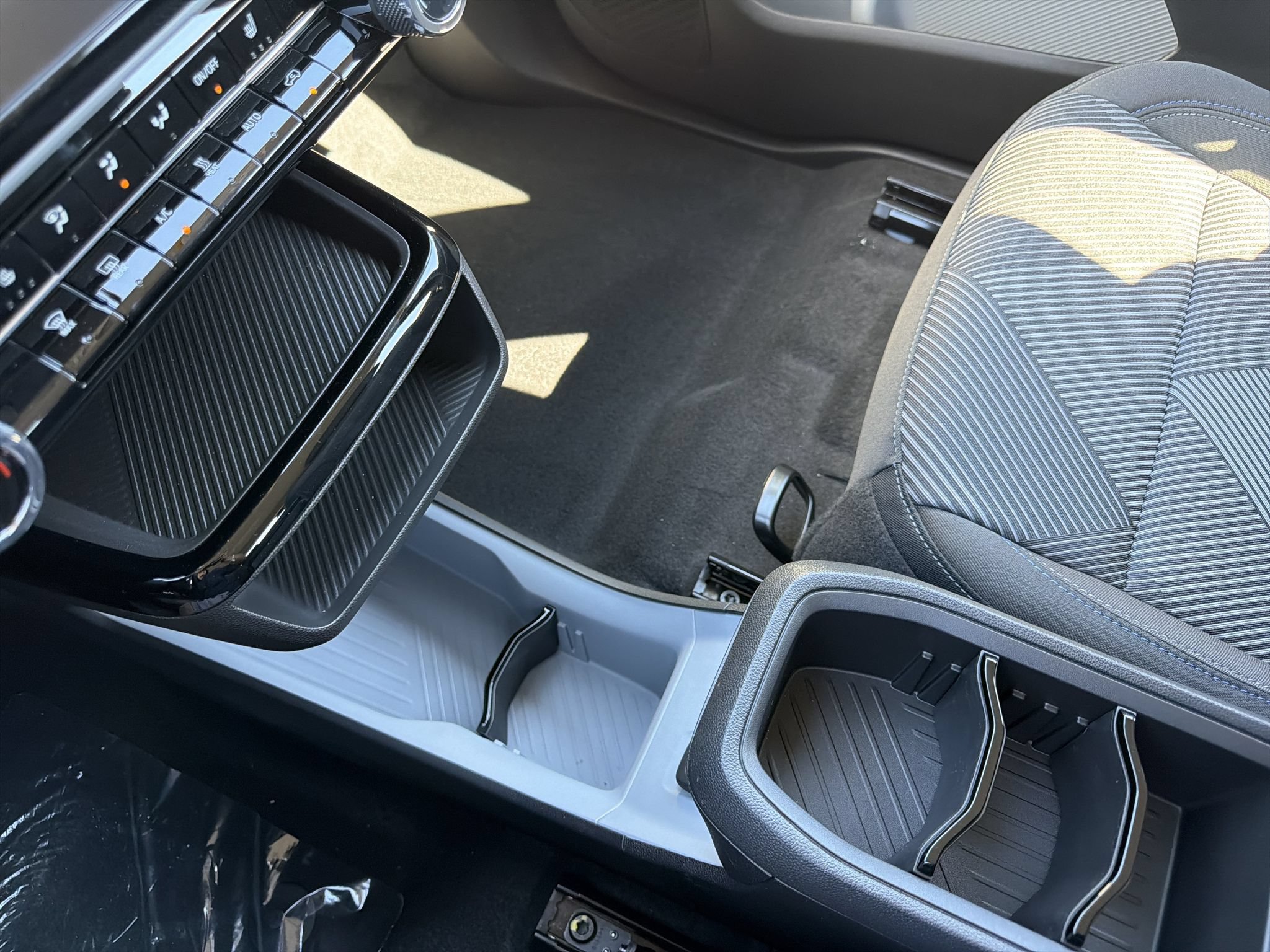 New 2027 Chevrolet Bolt LT FWD image 15