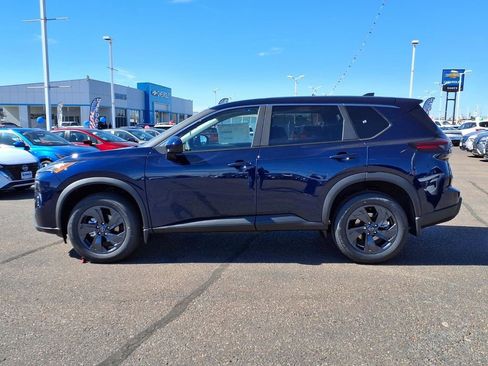 New 2026 Nissan Rogue SV w/ Cold Weather Package image 4