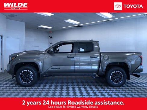 New 2026 Toyota Tacoma TRD Sport AWD/4WD image 3