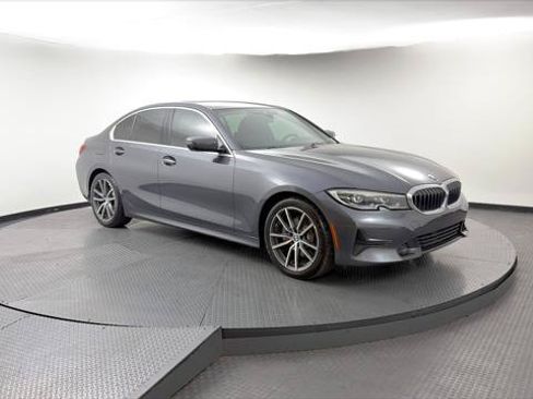 Used 2020 BMW 330i Sedan w/ Convenience Package RWD image 12