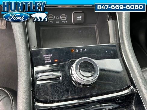 Used 2023 Jeep Grand Cherokee L Limited w/ Luxury Tech Group II AWD/4WD image 23