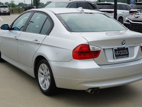 Used 2006 BMW 325i Sedan RWD image 8
