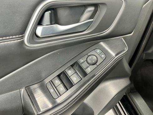 Used 2021 Nissan Rogue SV AWD/4WD image 12