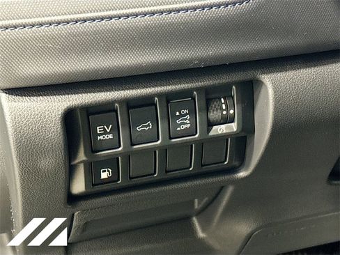 New 2025 Subaru Forester Premium image 10