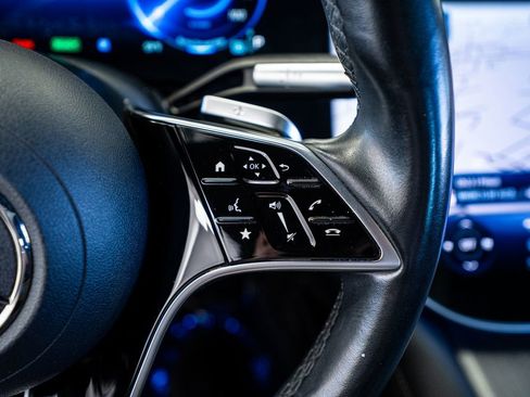 Used 2023 Mercedes-Benz EQS 580 4MATIC Sedan image 44