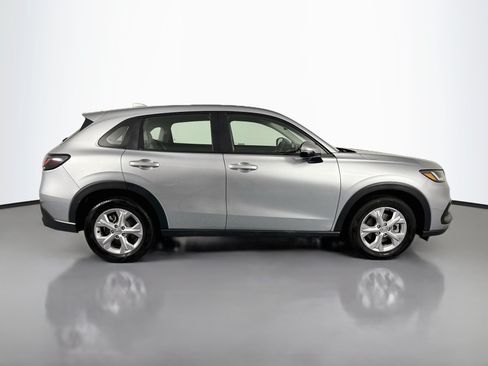 Certified 2024 Honda HR-V LX image 4