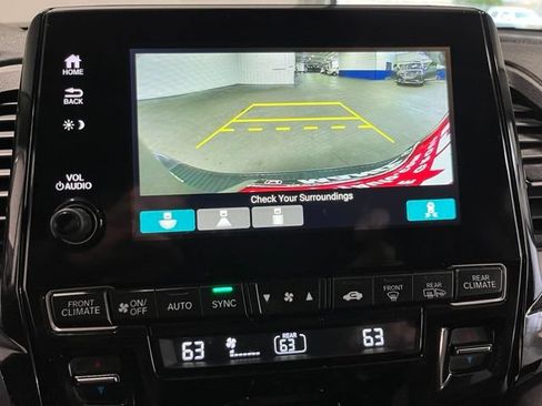 Used 2023 Honda Odyssey EX-L image 26