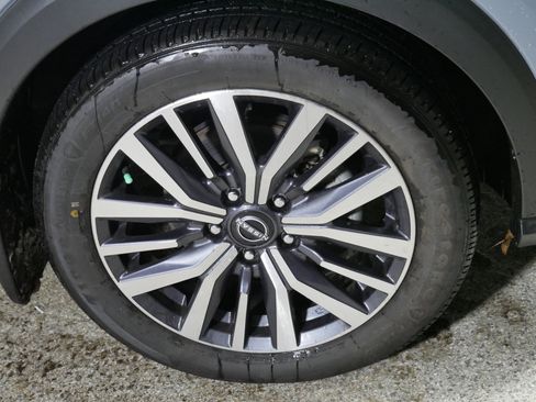 Used 2024 Nissan Kicks SV image 15