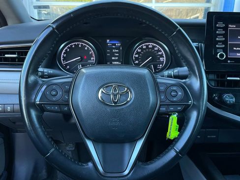 Used 2023 Toyota Camry SE FWD image 14