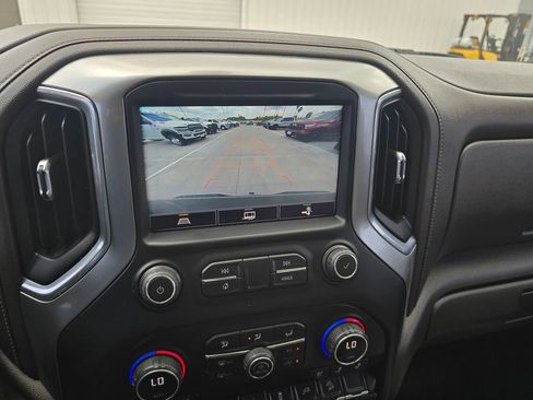 Used 2021 Chevrolet Silverado 1500 LTZ AWD/4WD image 25