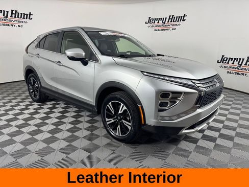 Used 2024 Mitsubishi Eclipse Cross SE image 6