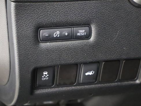 Used 2015 Nissan Murano SL w/ SL Technology Package AWD/4WD image 22