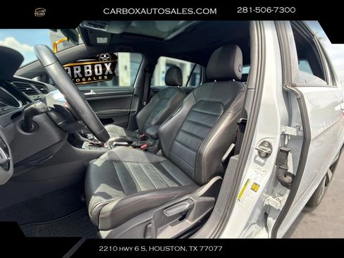 Used 2019 Volkswagen GTI SE FWD image 16