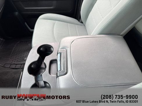 Used 2018 RAM 2500 Tradesman w/ Chrome Appearance Group image 20