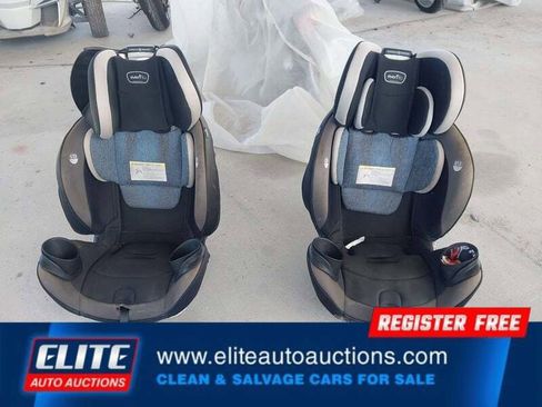 Used 2018 INFINITI Q50 Luxe image 24