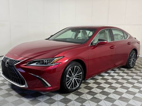 Certified 2025 Lexus ES 300h w/ Premium Package image 3