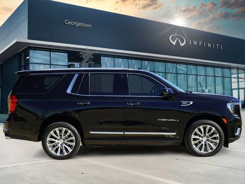 Used 2022 GMC Yukon Denali w/ Max Trailering Package image 4