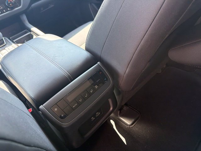 Used 2022 Nissan Pathfinder SV FWD image 18