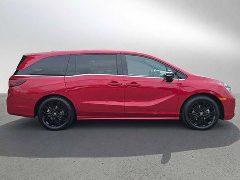 Used 2025 Honda Odyssey Sport-L image 2