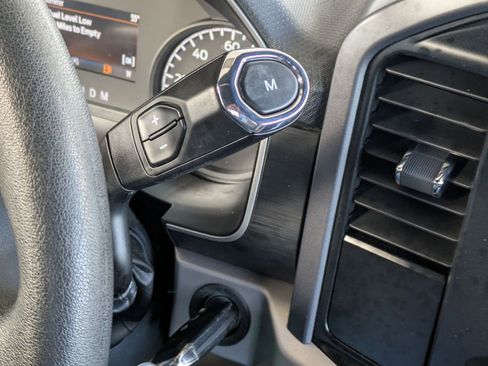 Used 2023 Ford F150 XLT image 32