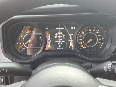 Used 2025 Jeep Wrangler Sport S image 17