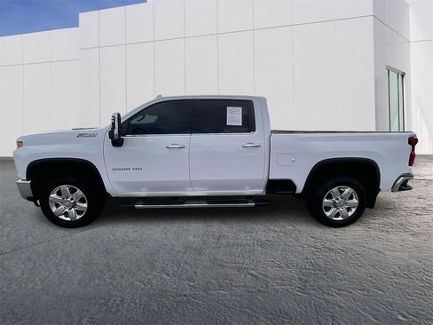Used 2020 Chevrolet Silverado 2500 LTZ w/ LTZ Premium Package image 2