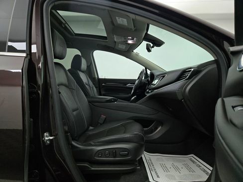 Used 2021 Buick Enclave Avenir w/ Avenir Technology Package image 37