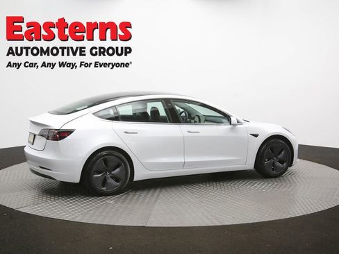 Used 2019 Tesla Model 3 Standard Range Plus RWD image 37