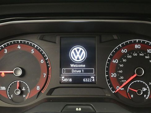 Used 2020 Volkswagen Jetta SE FWD image 13