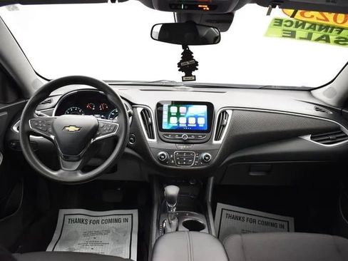 Used 2023 Chevrolet Malibu LT w/ Driver Confidence Package FWD image 18