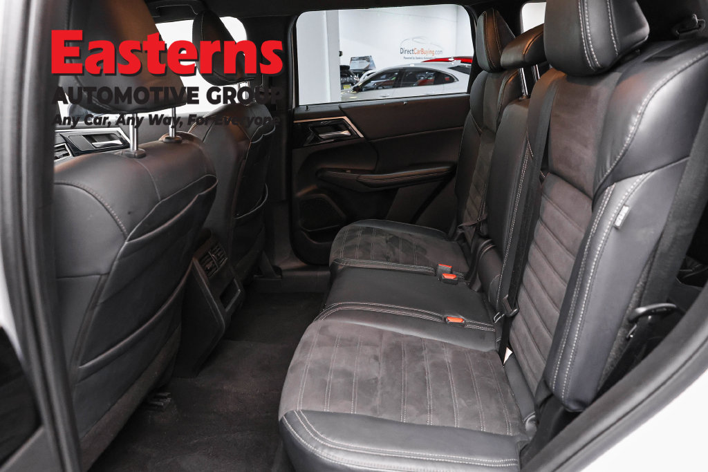 Used 2023 Mitsubishi Outlander SE Black Edition AWD/4WD image 22