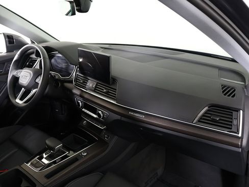 Used 2024 Audi Q5 e Premium Plus image 31