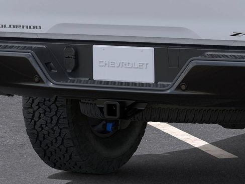 New 2026 Chevrolet Colorado ZR2 AWD/4WD image 14