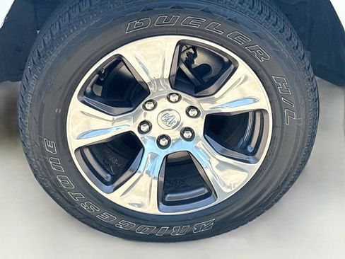 Used 2023 RAM 1500 Laramie AWD/4WD image 29
