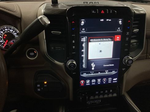 Used 2020 RAM 3500 Laramie AWD/4WD image 18