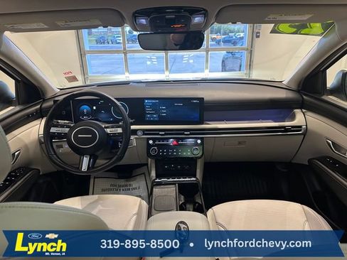 Used 2025 Hyundai Tucson Limited AWD/4WD image 10