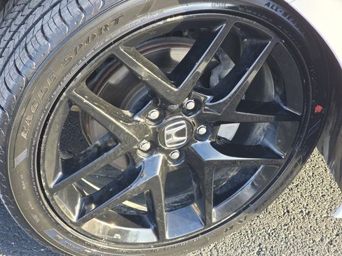 Certified 2024 Honda Civic Sport image 10