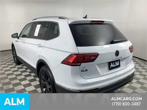 Used 2024 Volkswagen Tiguan SE image 7