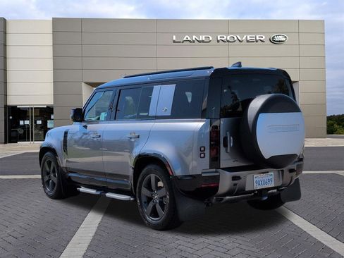 Certified 2023 Land Rover Defender 110 X-Dynamic SE AWD/4WD image 7