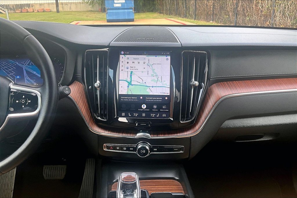 Certified 2024 Volvo XC60 B5 Ultimate w/ Protection Package Premier AWD/4WD image 41