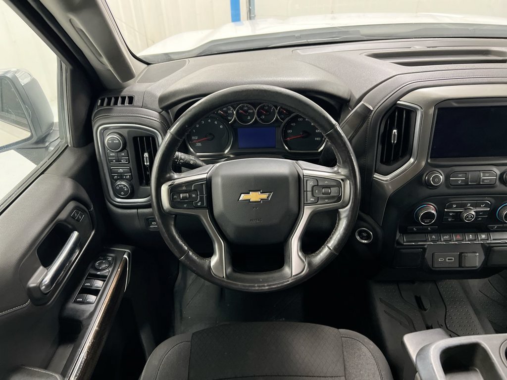Used 2020 Chevrolet Silverado 1500 LT w/ All-Star Edition AWD/4WD image 11
