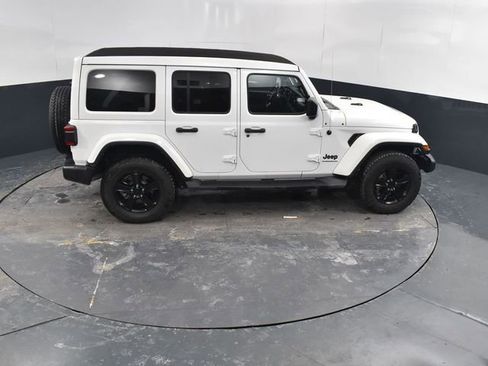 Used 2023 Jeep Wrangler Altitude image 41