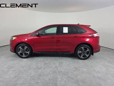 Used 2021 Ford Edge ST w/ Equipment Group 401A image 4