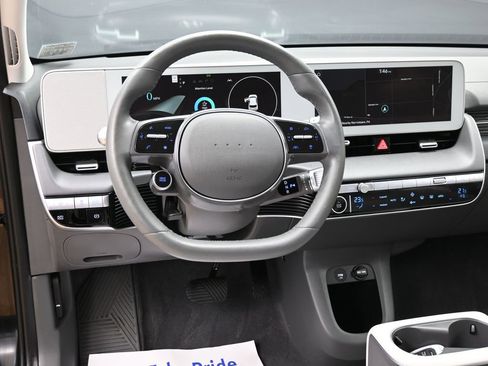 Used 2022 Hyundai Ioniq 5 SEL w/ Cargo Package image 31