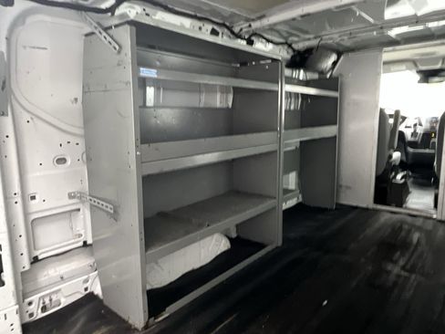 Used 2016 Ford Transit 250 130 Low Roof w/ Exterior Upgrade Package image 21